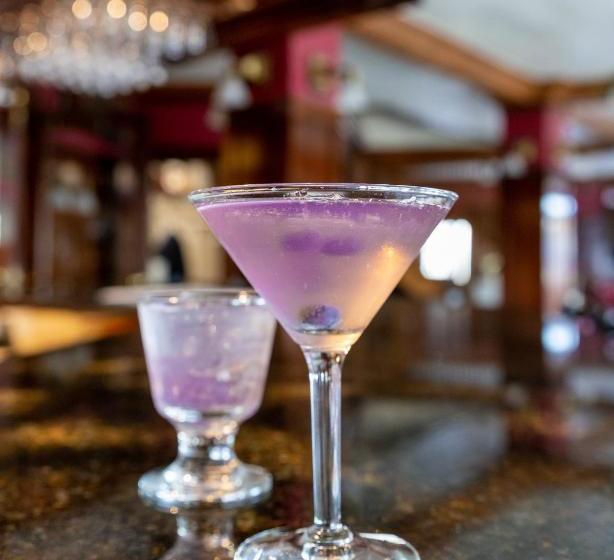 The Winthrop Arms Hotel And Restaurant