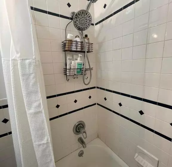 هاستل Comfy Guest House By Columbus Circle