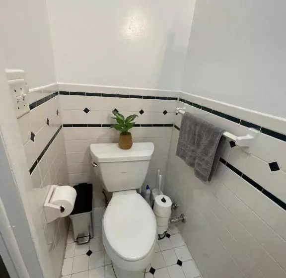 هاستل Comfy Guest House By Columbus Circle