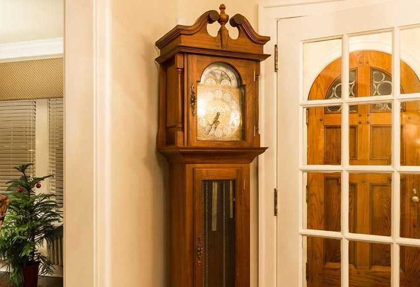 Knob Hill Bed & Breakfast