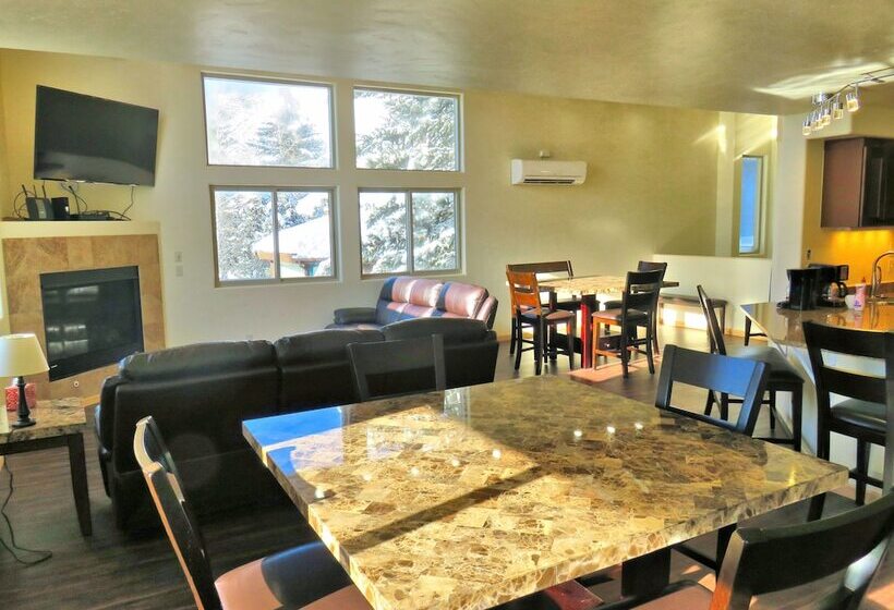 Mein Haus Bed & Breakfast