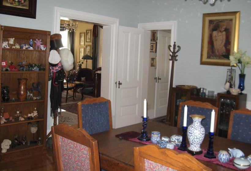 Mermaids Porch Bed & Breakfast