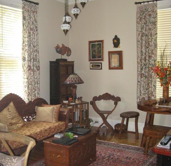 Mermaids Porch Bed & Breakfast