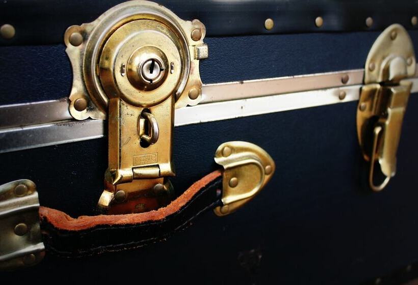 فندق Rest, A Boutique