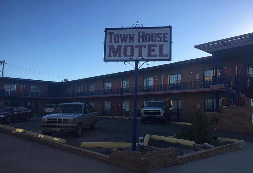Townhouse Motel