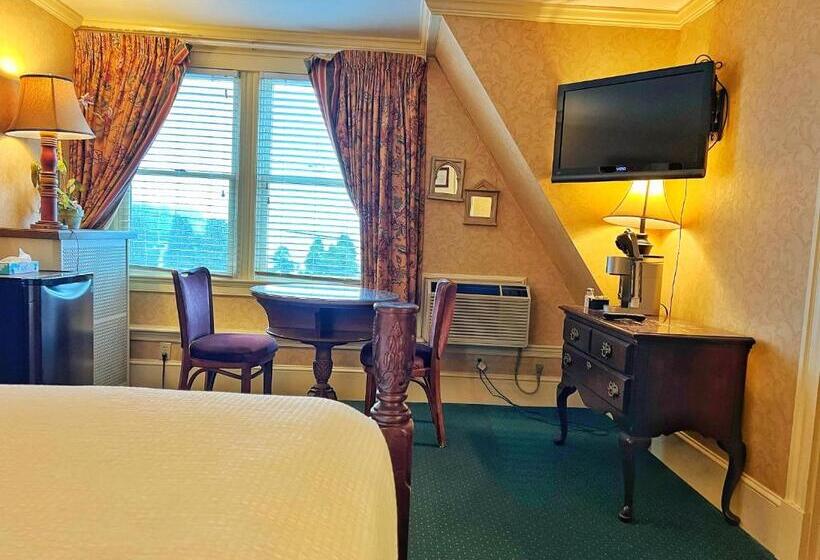 The Winthrop Arms Hotel And Restaurant