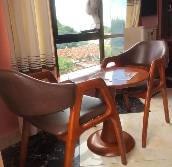 Despacito Hotel Tanga