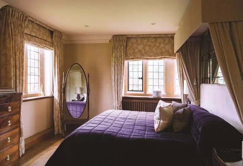 Hotelli Le Manoir Aux Quat Saisons