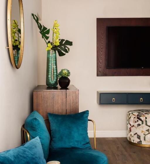 Пансион 76b On Atholl