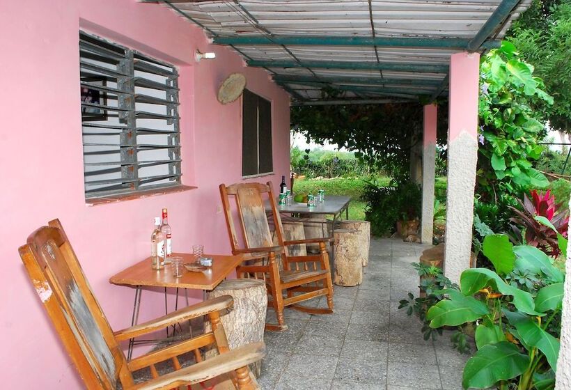 پانسیون Casa Abella