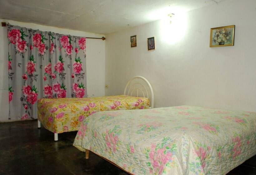 پانسیون Casa Abella