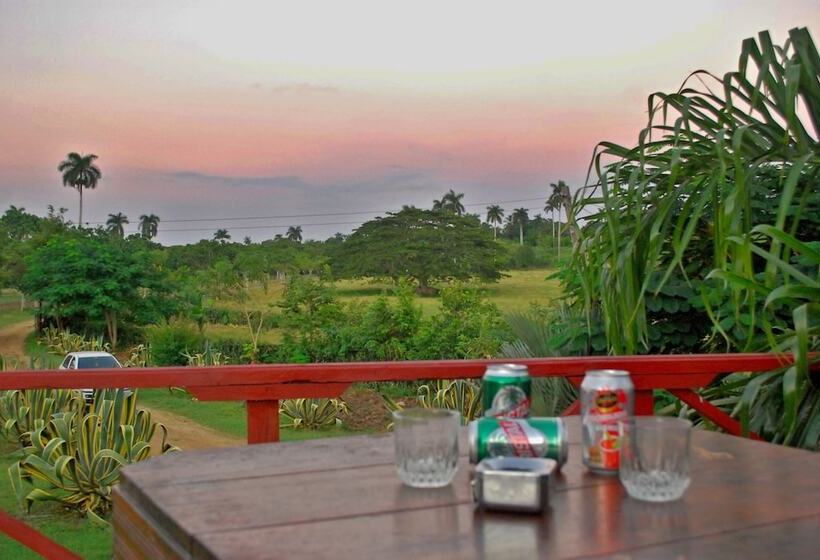 پانسیون Casa Abella