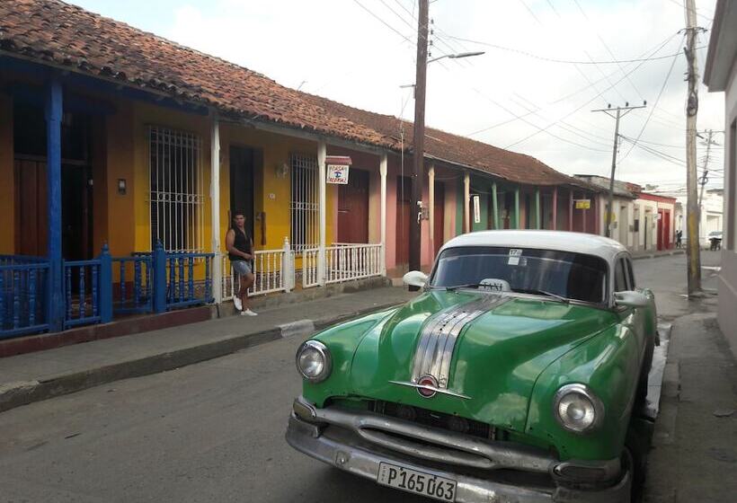 پانسیون Casa Colonial Baracoa
