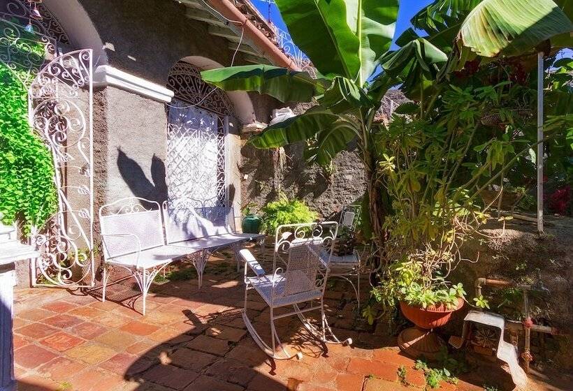 پانسیون Casa Colonial Betty Saavedra