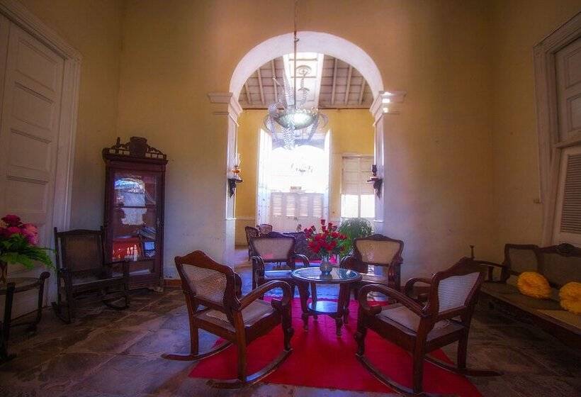 پانسیون Casa Colonial Betty Saavedra