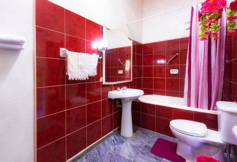 پانسیون Casa Colonial Betty Saavedra