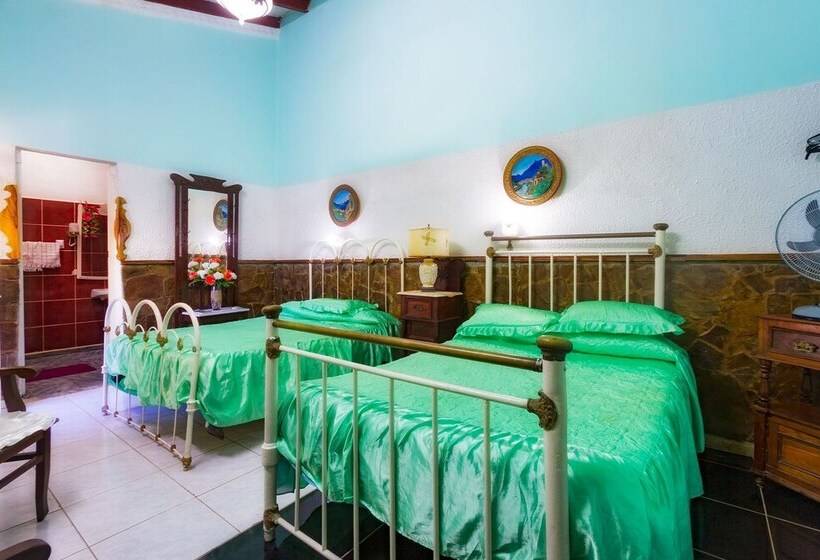 پانسیون Casa Colonial Betty Saavedra