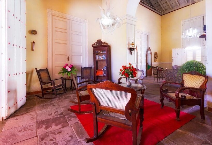 پانسیون Casa Colonial Betty Saavedra