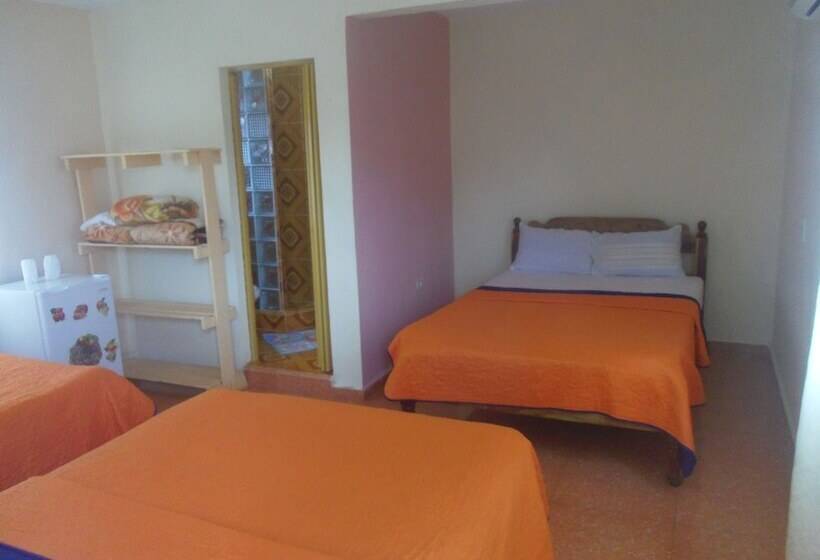 پانسیون Casa Yaquelin Y Osmani