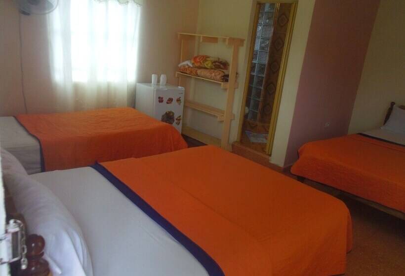 پانسیون Casa Yaquelin Y Osmani