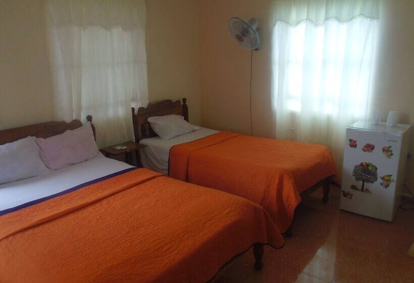 پانسیون Casa Yaquelin Y Osmani