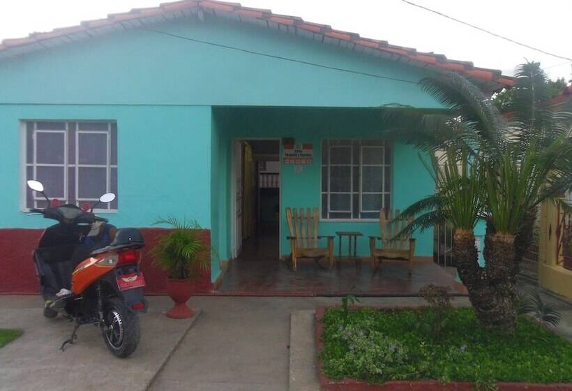 پانسیون Casa Yaquelin Y Osmani