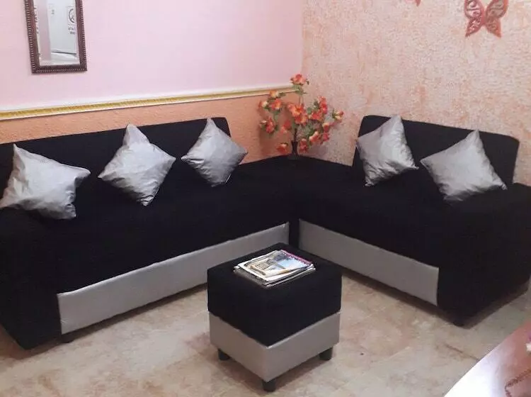 ペンション Hostal La Salvadera