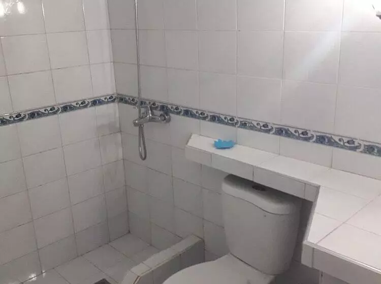 ペンション Hostal La Salvadera