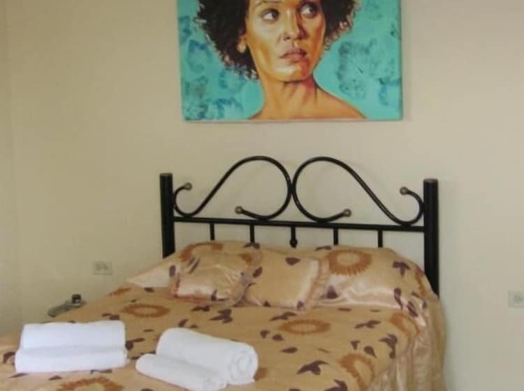 پانسیون Chalet San Carlos