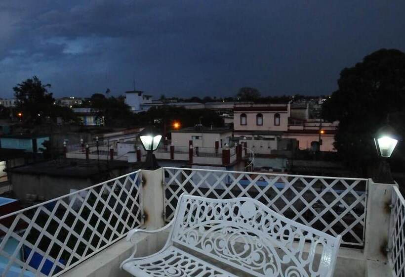 پانسیون Chalet San Carlos