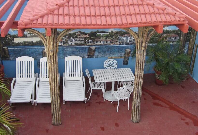 پانسیون Chalet San Carlos