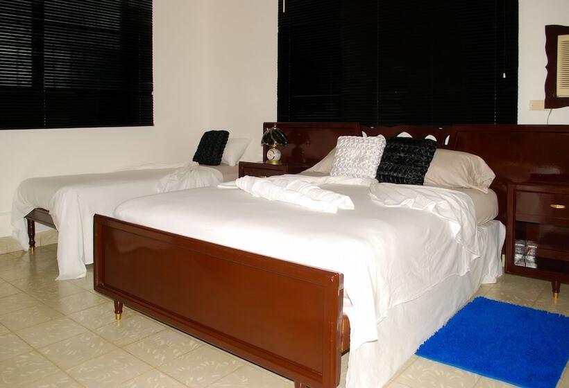 پانسیون Chalet San Carlos