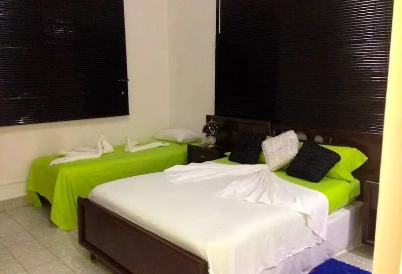 پانسیون Chalet San Carlos