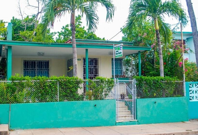 پانسیون Chalet San Carlos