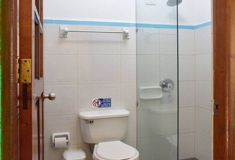 پانسیون Villa Mariposa