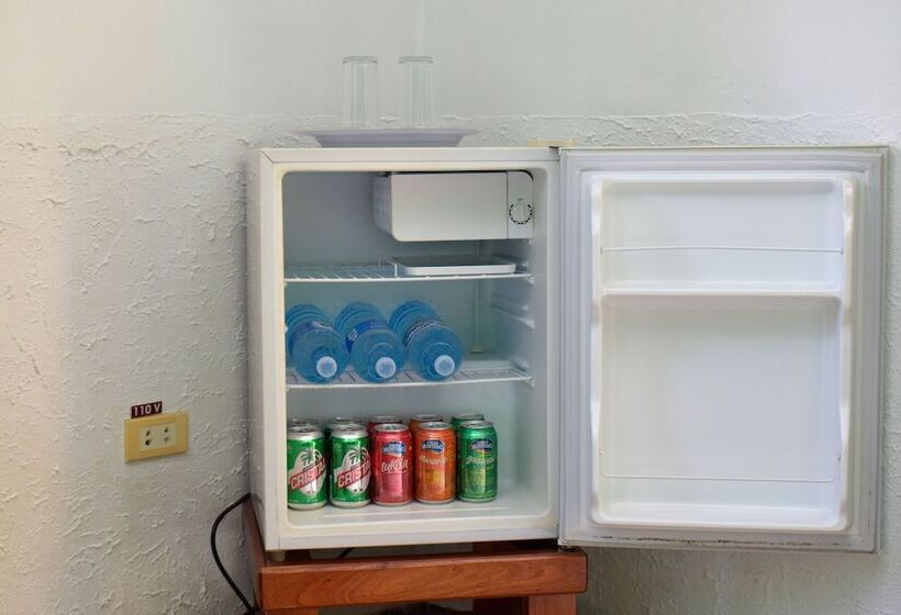 پانسیون Villa Mariposa