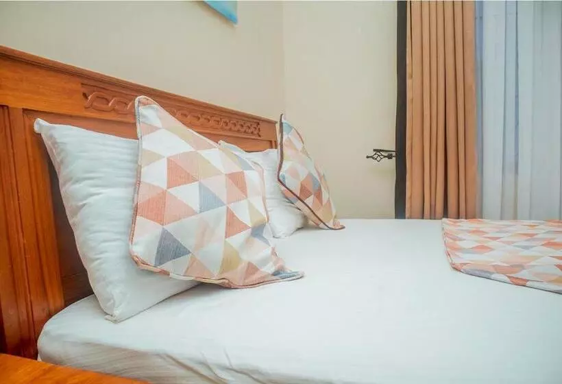 هاستل Plavender Inn