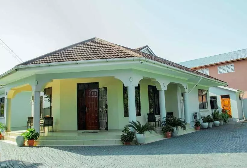 هاستل Plavender Inn
