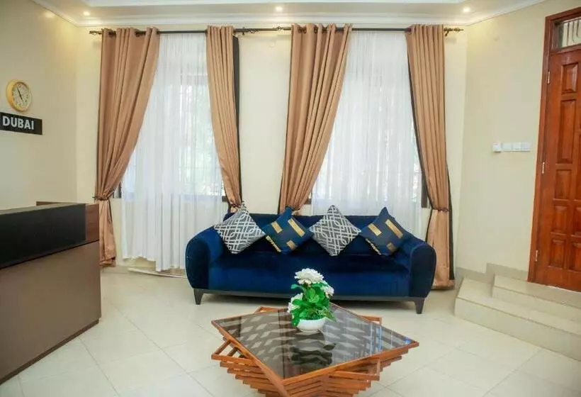 هاستل Plavender Inn