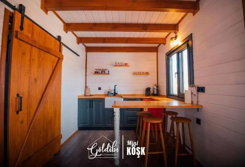 Aamiaismajoitus (B&B) Sapanca Göldibi Suit Bungalov