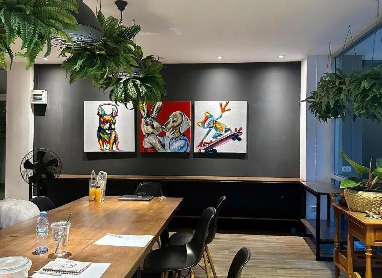 Br Hotel & Residence