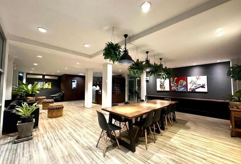 Br Hotel & Residence