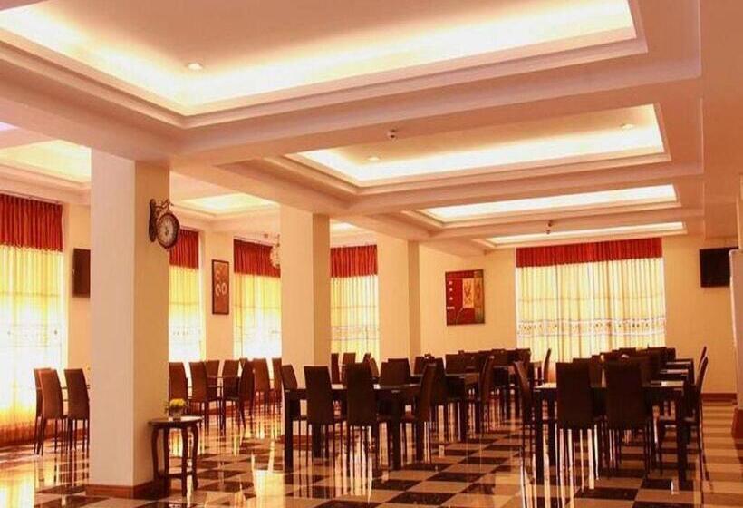 هتل Aye Chan Thar