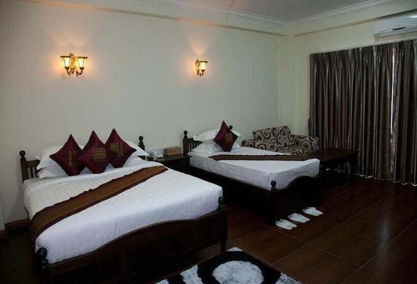 هتل Aye Chan Thar