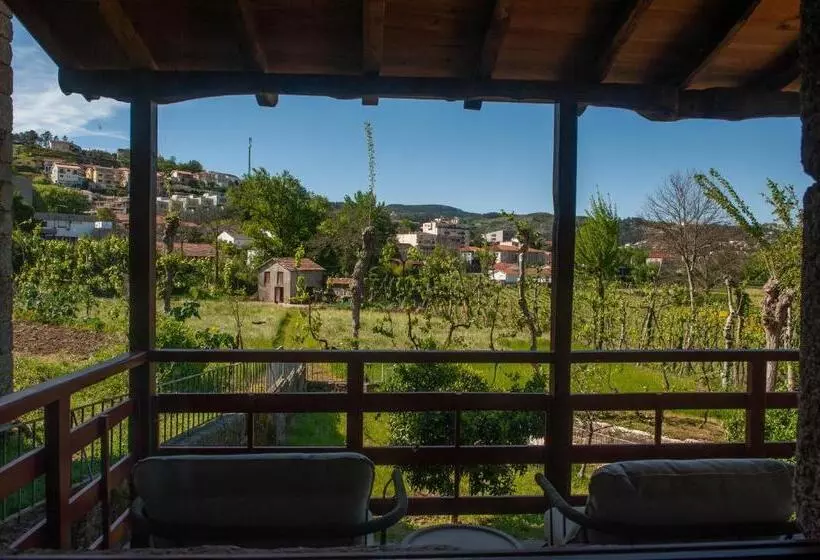 ホテル Casa Da Corredoura Turismo Rural