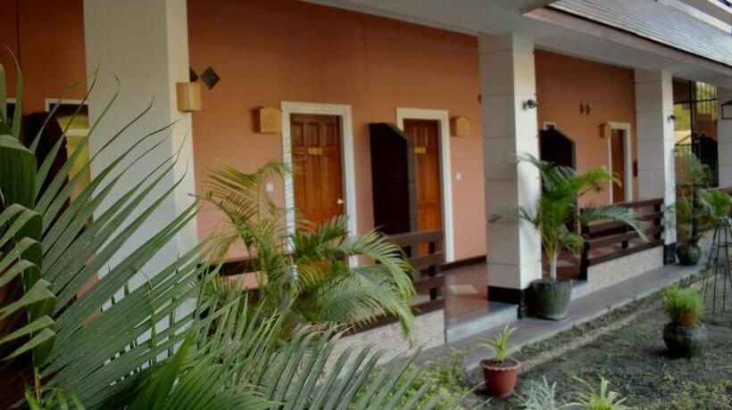 هتل Immana Grand Inle