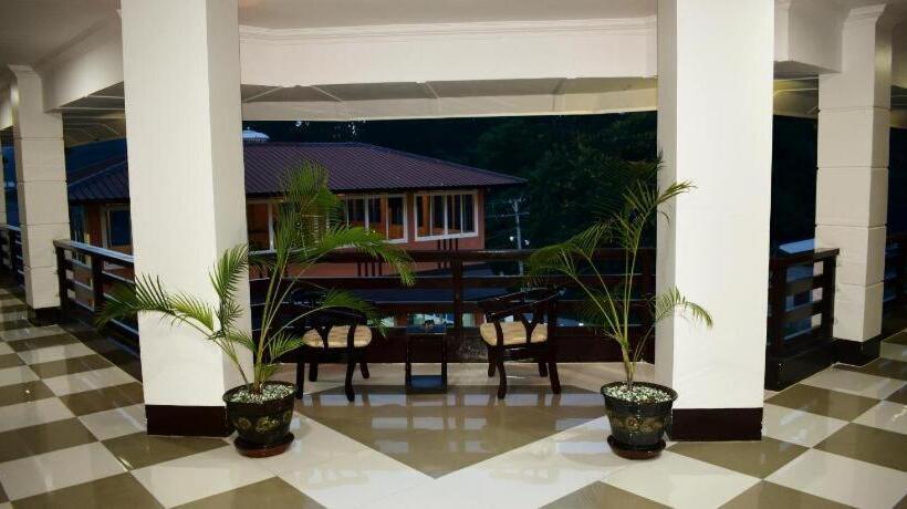 هتل Immana Grand Inle