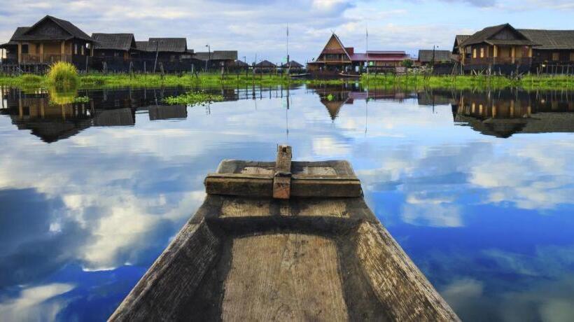 هتل Immana Grand Inle