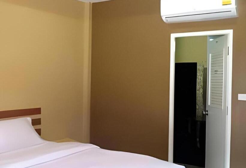 Отель Uii Boutique Place