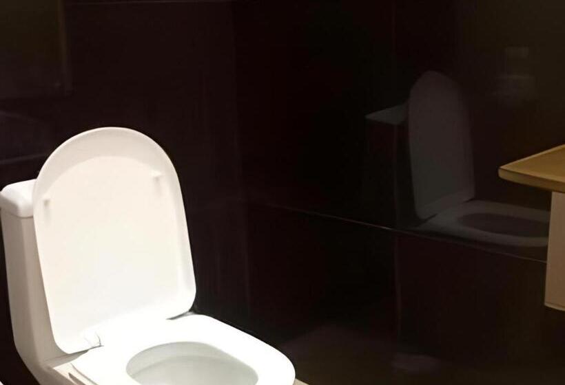 Отель Uii Boutique Place